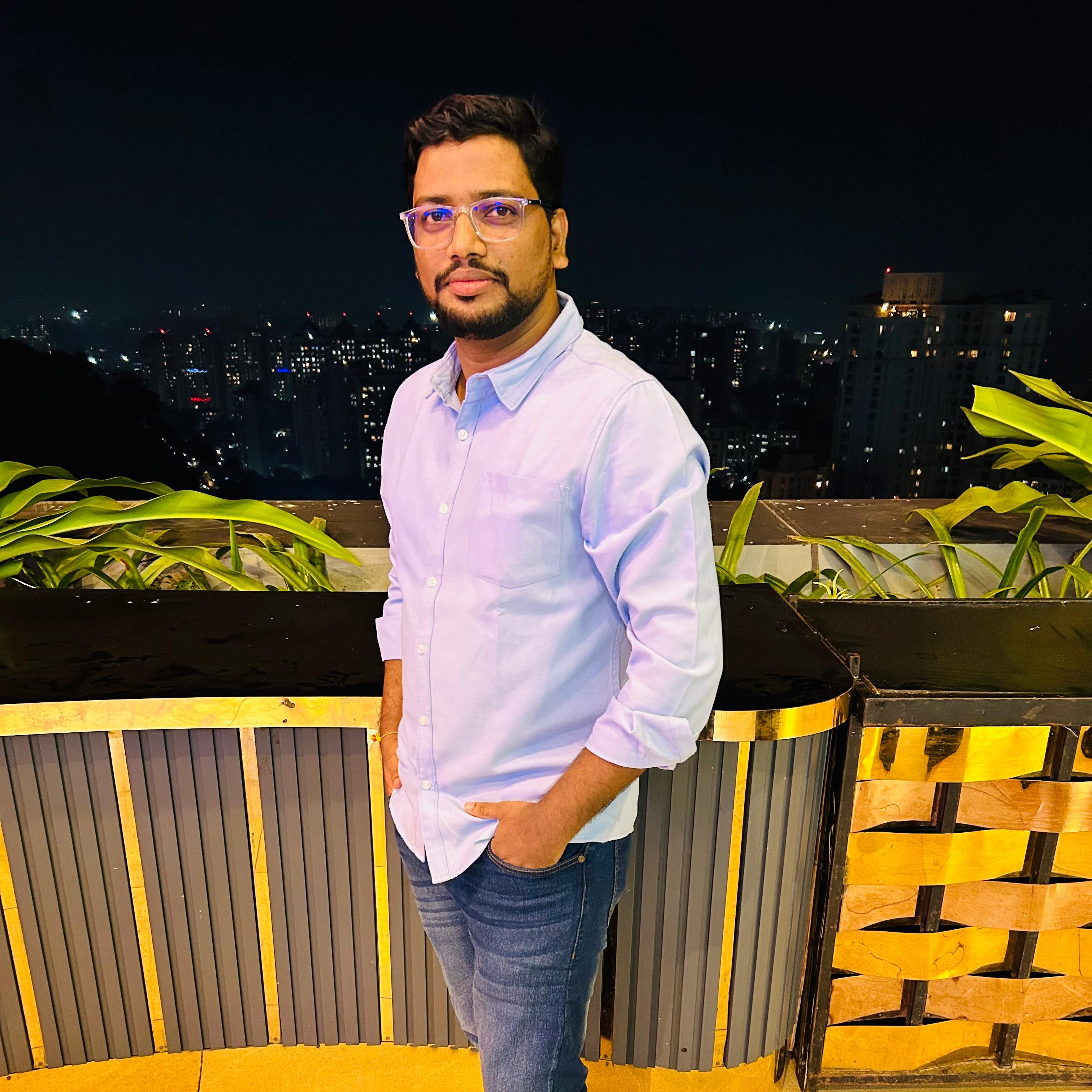 Santosh Shelar - Full-stack Engineer and Creator of CodeShot